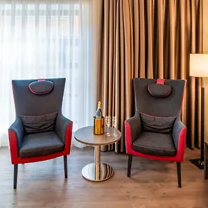 4* Szálloda Plaza Premium Center