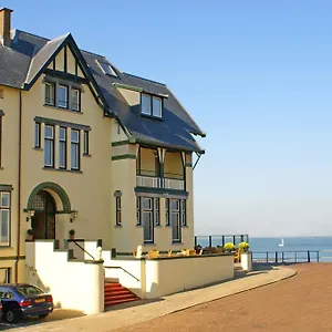 Отель Boulevard Scheveningen